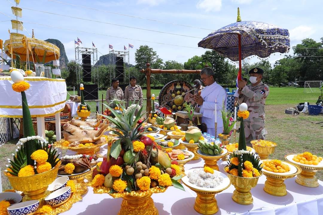 พิธีวางศิลาฤกษ์ สร้างพระบรมรูปพระบาทสมเด็จพระจุลจอมเกล้าเจ้าอยู่หัว (รัชกาลที่ 5)