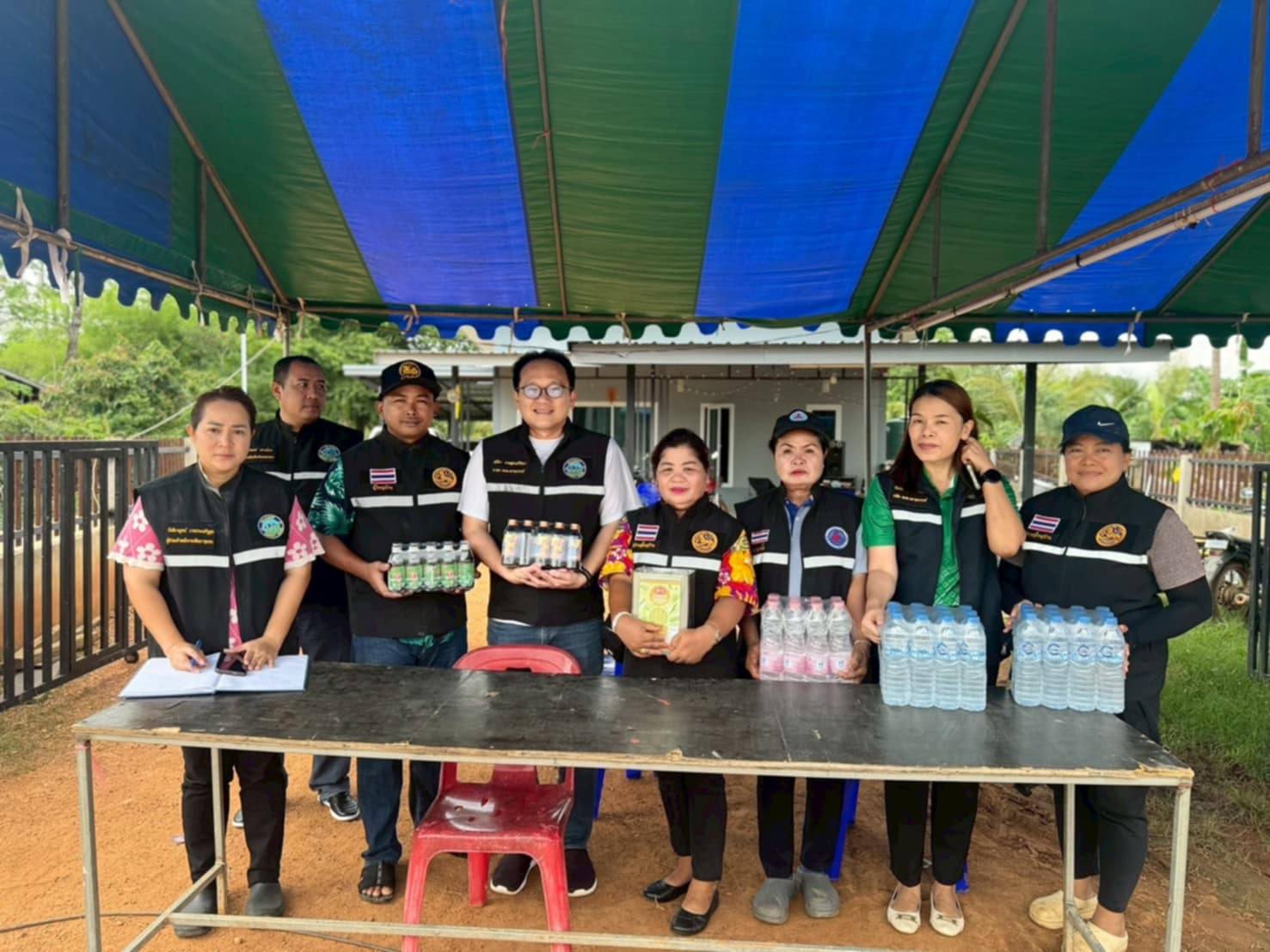 ตรวจเยี่ยมด่านชุมชนเพื่อป้องกันและลดอุบัติเหตุทางถนนช่วงเทศกาลสงกรานต์ พ.ศ.2568 วันที่ 16 เมษายน 2568